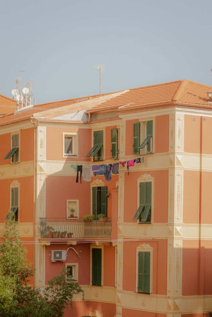 how to dry clothes without a dryer.  People dry clothes in europe outdoors on a line.